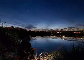 夜釣使用夜光棒